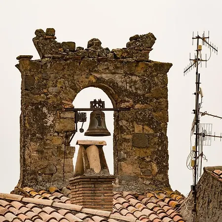 아파트 La Rocca Casa Vacanza *